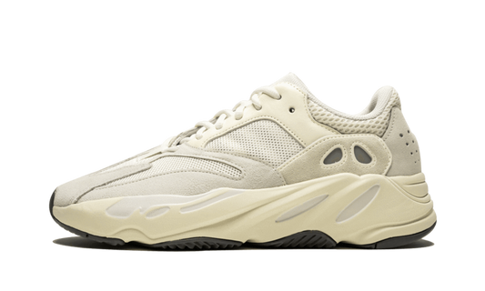 YEEZY 700 ANALOG